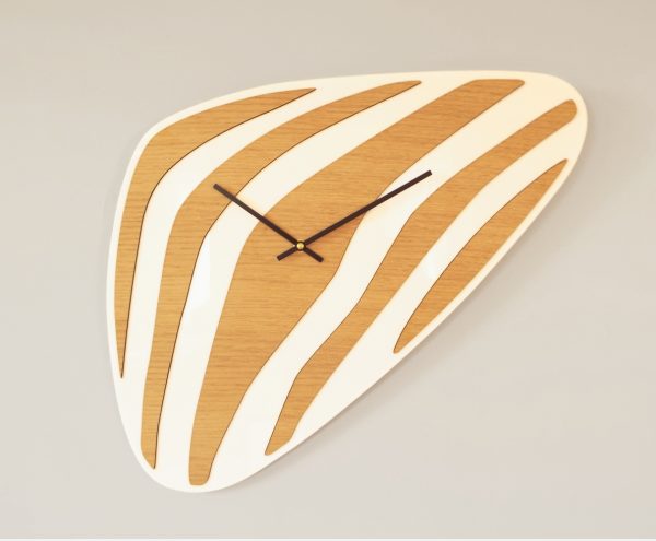 Horloge Galet design bois made in France Atelier Thorey Découpe laser