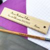 Regle en bois et crayon personnalisés