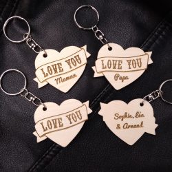 porte-clés coeur bois tatoo love you personnalisé fête des mères pères prénom