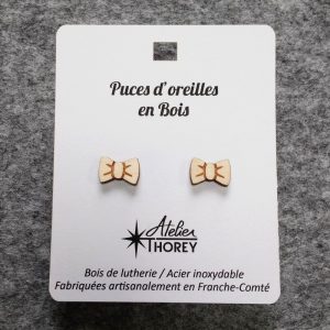 Puces oreilles bois lutherie nœud papillon