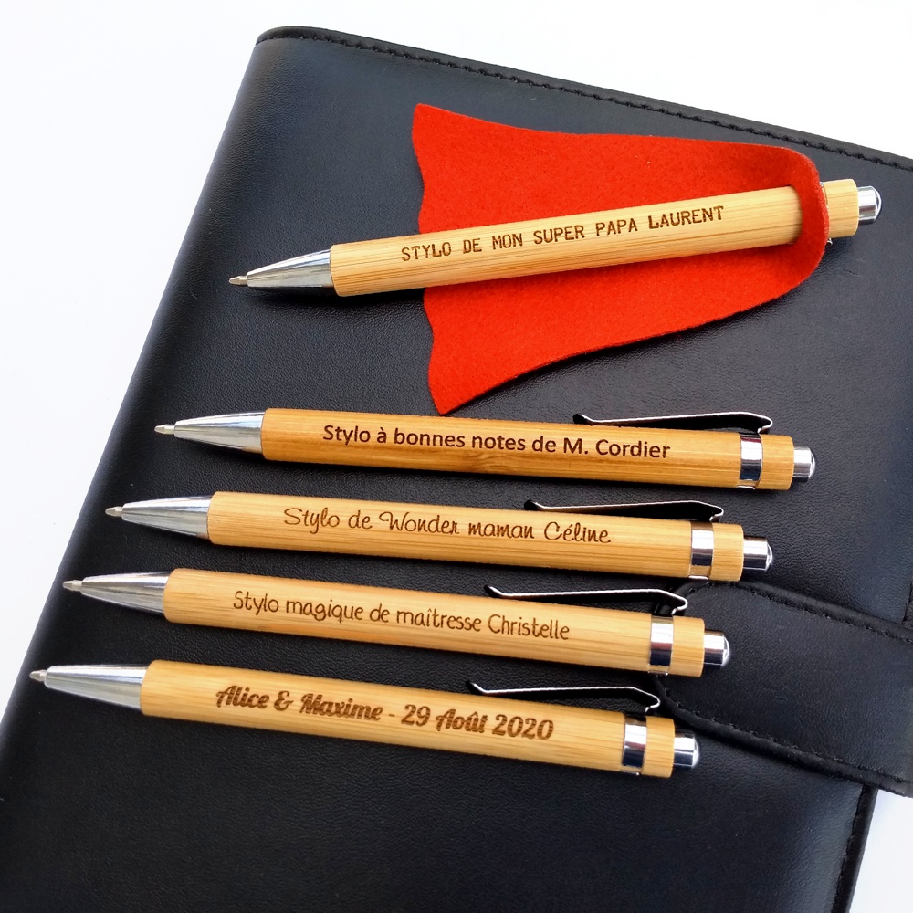 Stylo personnalisé en bois, cadeau unique, original, idéal anniversaire,  retraite, personnalisation avec gravure du prénom, gravé sur mesure.