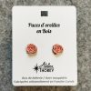 Puces en bois rose corail