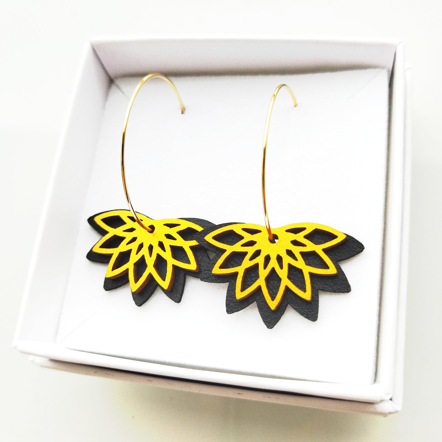 Boucles d'oreilles cuir d'ananas et bois