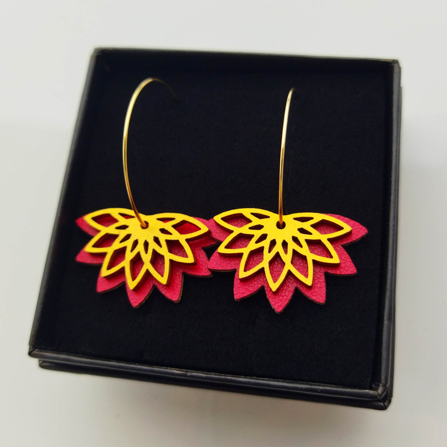 Boucles d'oreilles cuir d'ananas et bois